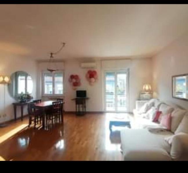 Gelsomino B&B Apartment Roma Ngoại thất bức ảnh